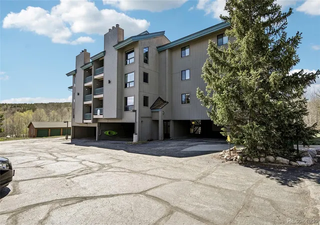 Homes for sale in Silverthorne, CO | 101 Ryan Gulch Court, Silverthorne, CO 80498 | Houzeo
