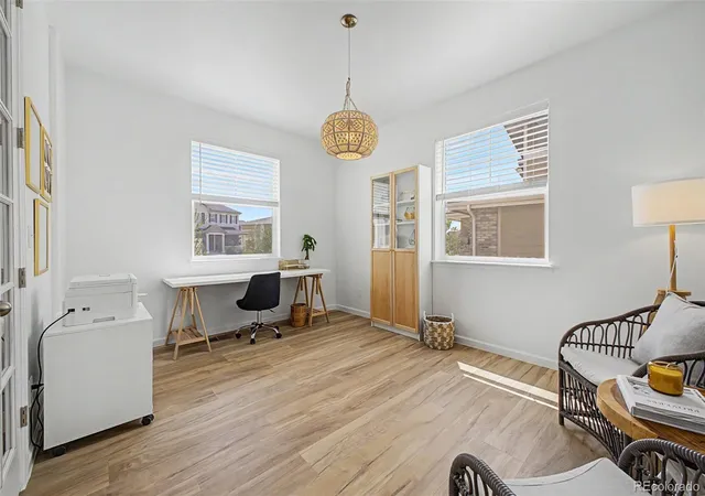 3rd image of 3845 Eaton Park St, Aurora, CO 80019 | MLS# 7484103