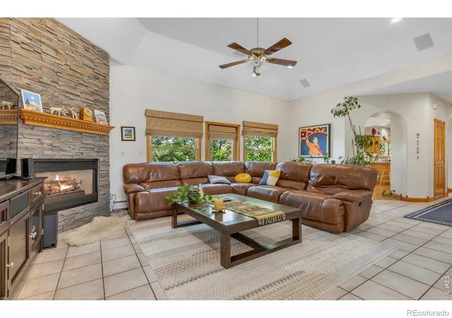 4th image of 723 Ridge Creek Ct, Longmont, CO 80504 | MLS# IR1058509