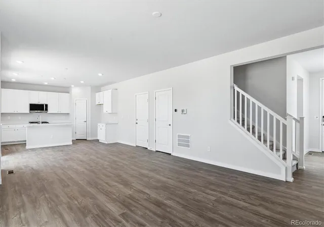 Photo 4 of Sale Pending at 5807 N Ireland Way, Aurora, CO 80019 | MLS# 3494254 | Listing updated on 2026-10-27