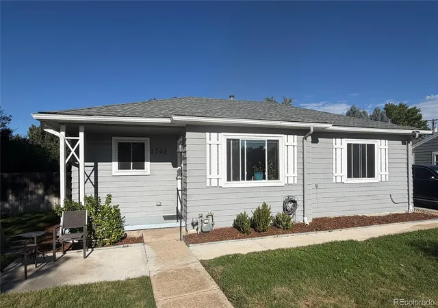 Photo 2 of Single family home for sale at 2743 S Jackson St, Denver, CO 80210 | MLS# 8505987 | Listing updated on 2026-09-03