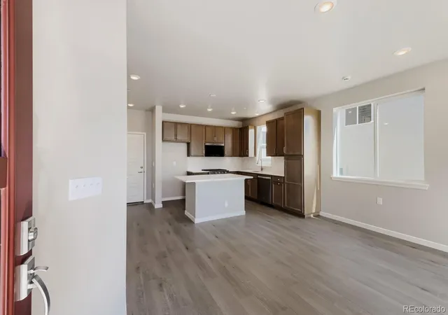 4th image of 16565 Peak St, Broomfield, CO 80023 | MLS# 3054231