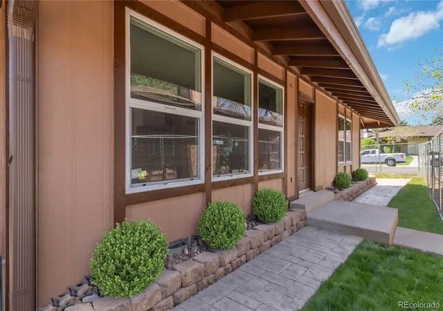 Photo 1 of Townhouse for sale at 3796 S Fairplay Way, Aurora, CO 80014 | MLS# 3015842 | Listing updated on 2026-09-13