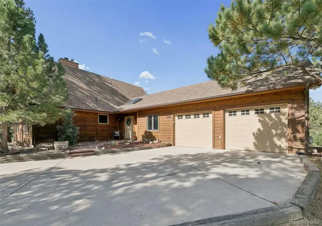Photo 2 of Single family home for sale at 3660 Range View Rd, Monument, CO 80132 | MLS# 9398643 | Listing updated on 2026-10-07