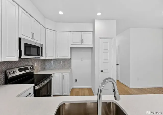3rd image of 17157 W 91St Ln, Arvada, CO 80007 | MLS# 9291678