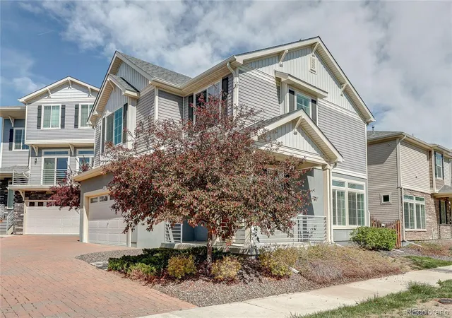 Photo 3 of Single family home for sale at 237 S Old Hammer, Aurora, CO 80018 | MLS# 5603555 | Listing updated on 2026-10-04