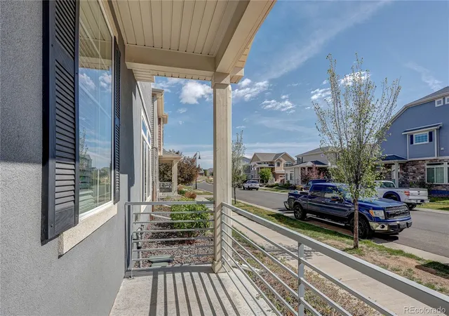 Photo 3 of Single family home for sale at 237 S Old Hammer, Aurora, CO 80018 | MLS# 5603555 | Listing updated on 2026-10-04