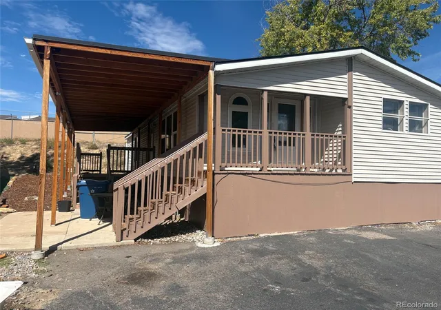 Photo 3 of Manufactured home for sale at 2551 W 92 Avenue, Denver, CO 80260 | MLS# 8313020 | Listing updated on 2026-09-30