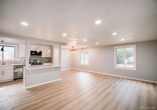 4th image of 6637 W 95Th Pl, Broomfield, CO 80021 | MLS# 9465248