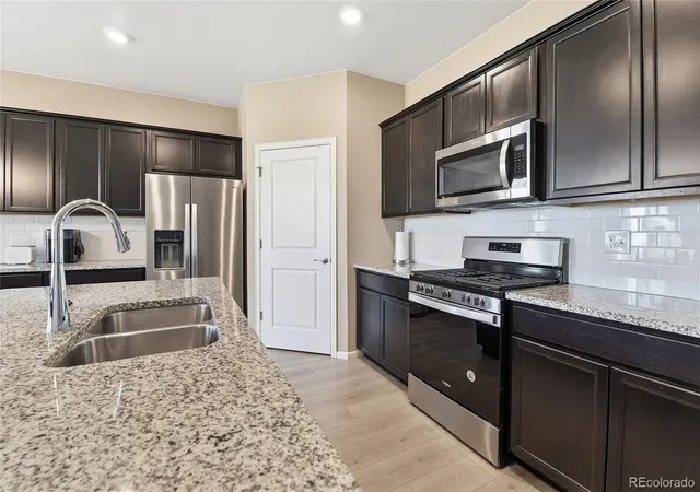 Homes for sale in Aurora, CO | 141 S Quantock St, Aurora, CO 80018 | MLS# 4596206