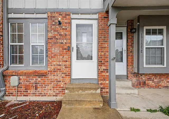 3rd image of 17125 E Chenango Ave, Aurora, CO 80015
