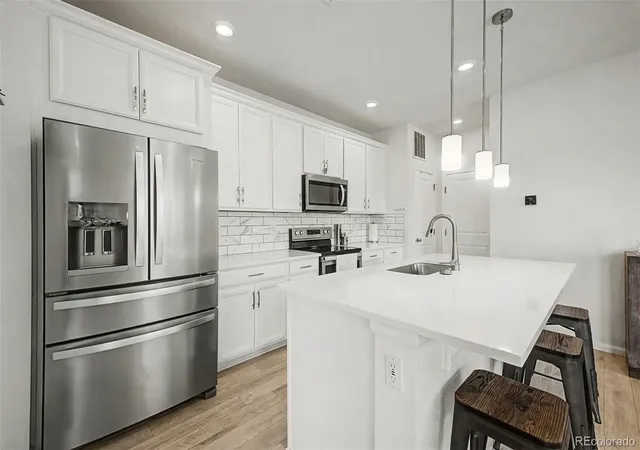 4th image of 13657 Ash Cir, Brighton, CO 80602 | MLS# 3892924