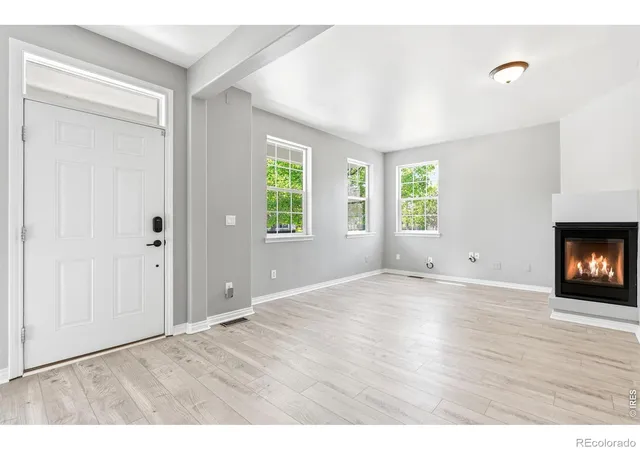 Photo 3 of Townhouse for sale at 525 Casper Dr, Lafayette, CO 80026 | MLS# IR1058758 | Listing updated on 2026-09-23