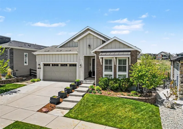 Homes for sale in Castle Pines, CO | 2101 Rim Ridge Dr, Castle Pines, CO 80108 | MLS# 4430954