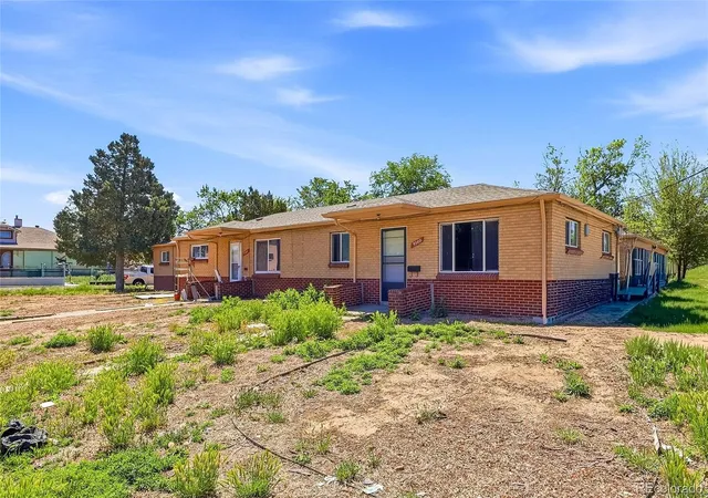 Homes for sale in Aurora, CO | 1685 Chester St, Aurora, CO 80010 | MLS# 9166968