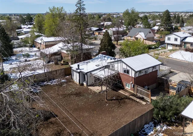 34th image of 900 Evanston St, Aurora, CO 80011 | MLS# 4488010