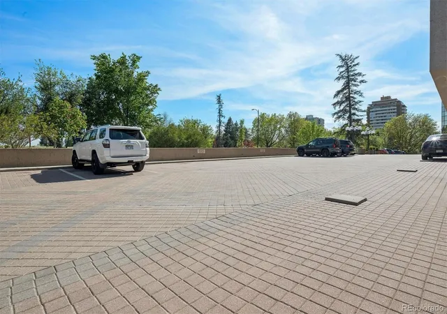 2nd image of 1201 N Williams St, Denver, CO 80218