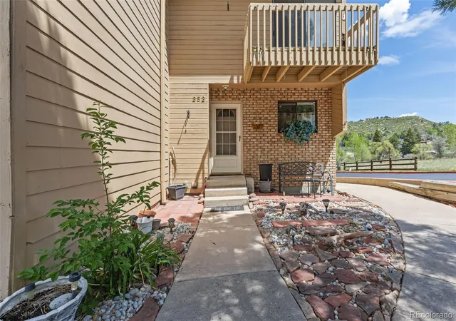 Homes for sale in Castle Rock, CO | 252 S Oman Rd, Castle Rock, CO 80104 | MLS# 6385639