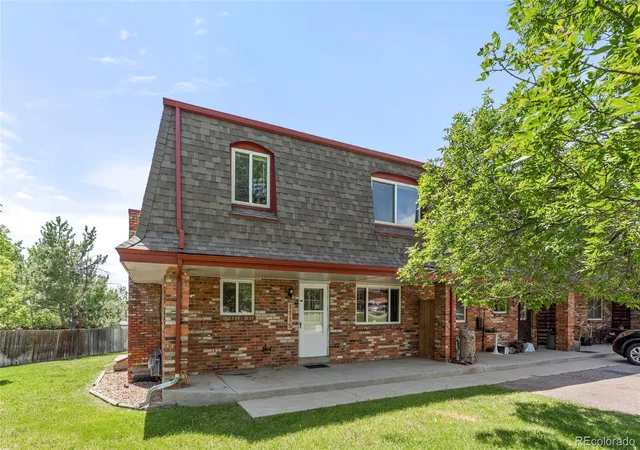 Homes for sale in Broomfield, CO | 1115 E 10Th Ave, Broomfield, CO 80020 | MLS# 5422156