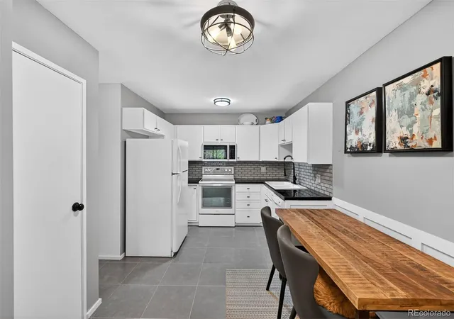 Condo for sale at 3184 S Heather Gdns Way #408, Aurora, CO 80014 | MLS# 7947949