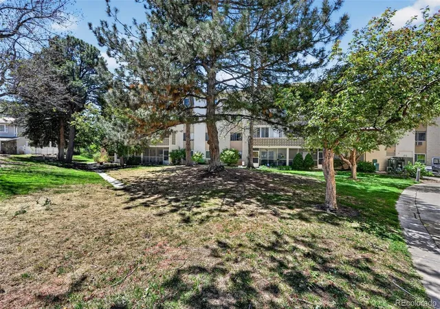 Photo 3 of Condo for sale at 3184 S Heather Gdns Way #408, Aurora, CO 80014 | MLS# 7947949 | Listing updated on 2026-09-21