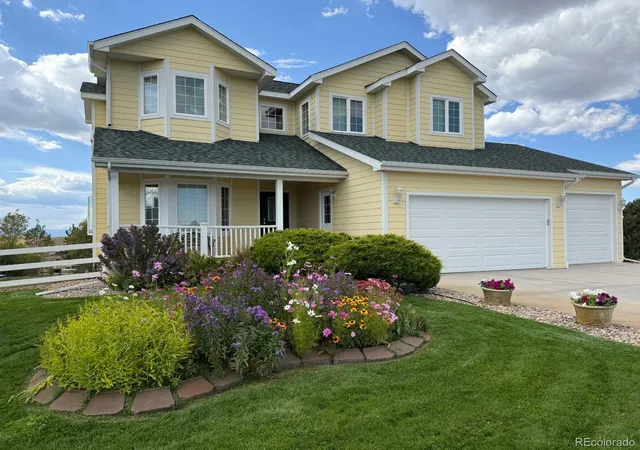 Photo 1 of Single family home for sale at 31159 Longhorn Cir, Elizabeth, CO 80107 | MLS# 4781792 | Listing updated on 2026-09-03