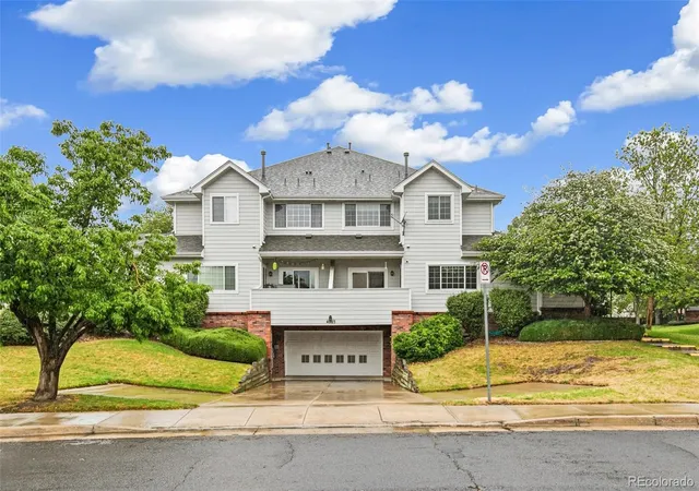 3rd image of 4003 S Carson St, Aurora, CO 80014