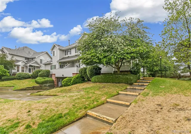 2nd image of 4003 S Carson St, Aurora, CO 80014