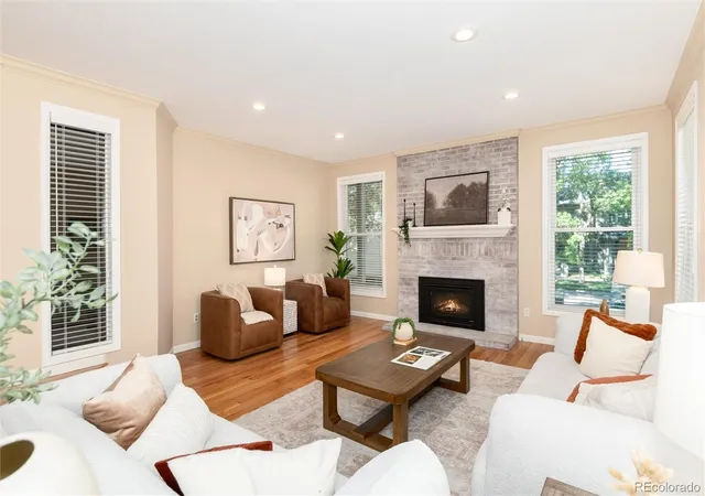 Photo 2 of Townhouse for sale at 284 N Monroe St, Denver, CO 80206 | MLS# 3396768 | Listing updated on 2026-08-24