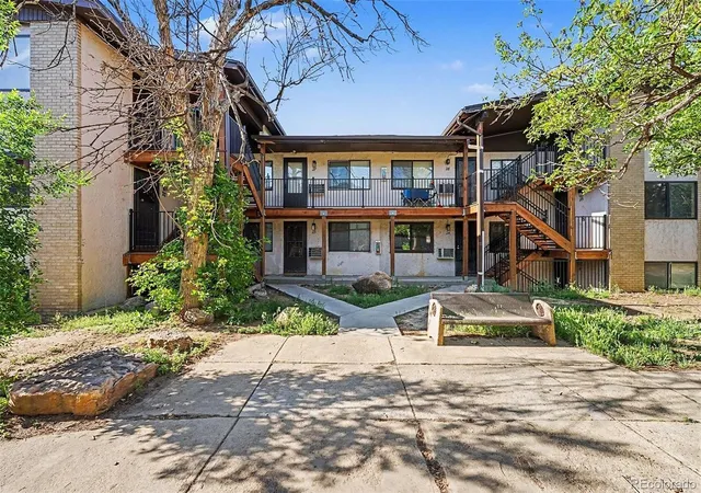 3rd image of 875 S Quebec St #24, Denver, CO 80247 | MLS# 3145454
