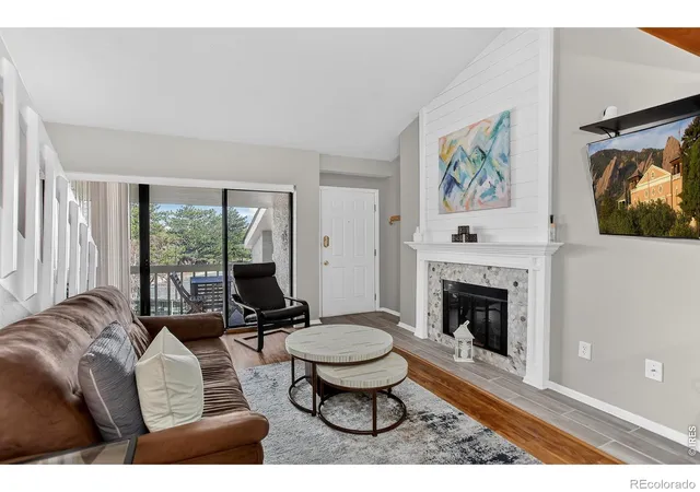 5th image of 40 S Boulder Cir, Boulder, CO 80303