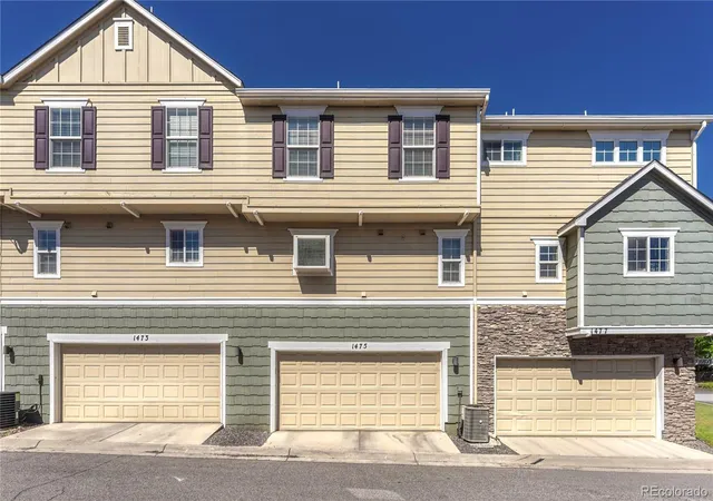 Photo 3 of Townhouse for sale at 1475 Bergen Rock St, Castle Rock, CO 80109 | MLS# 8025934 | Listing updated on 2026-10-04