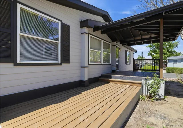 Photo 2 of Manufactured home for sale at 1816 Pagosa Way, Aurora, CO 80011 | MLS# 4895769 | Listing updated on 2026-09-20
