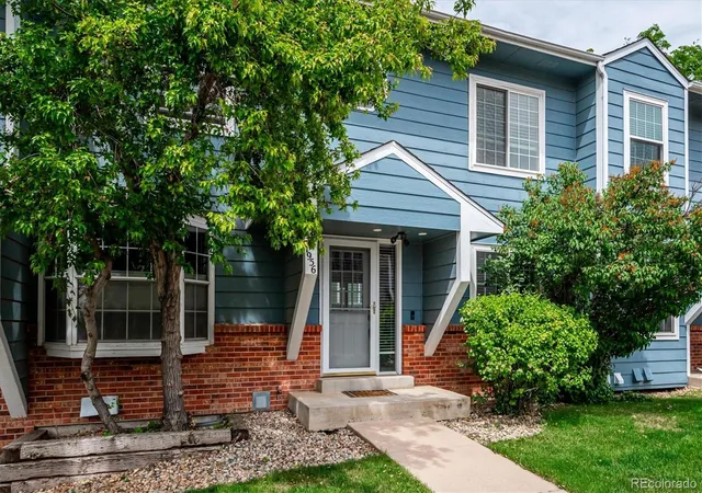 2nd image of 1956 S Balsam St, Lakewood, CO 80227 | MLS# 9390230