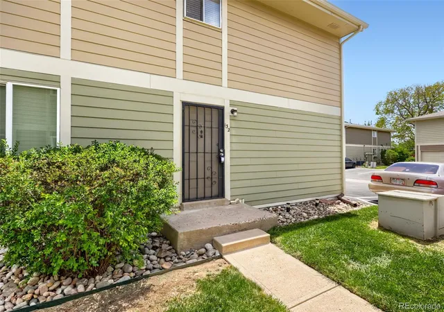 Photo 3 of Townhouse for sale at 6650 E Arizona Ave #132, Denver, CO 80224 | MLS# 9789971 | Listing updated on 2026-09-16