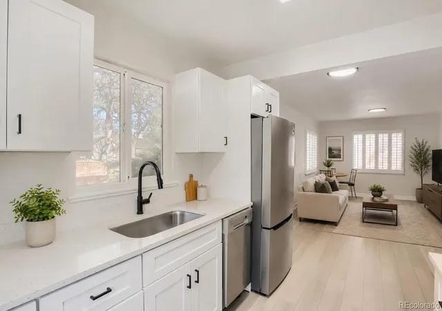 5th image of 1558 Spruce St, Denver, CO 80220 | MLS# 8878026