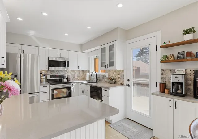 Homes for sale in Centennial, CO | 2718 E Geddes Ave, Centennial, CO 80122 | MLS# 8077458