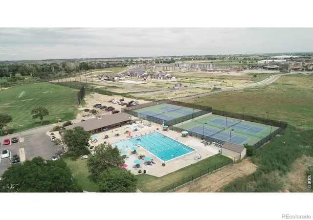 2nd image of 265 High Pt Dr, Longmont, CO 80504
