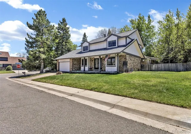 2nd image of 3894 E Long Pl, Centennial, CO 80122 | MLS# 2045028