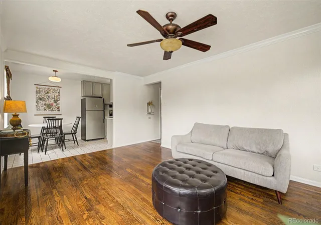 Listing Photo 4 - Condo for sale in building located at 1190 Clermont St, Denver, CO 80220 - Unit #202