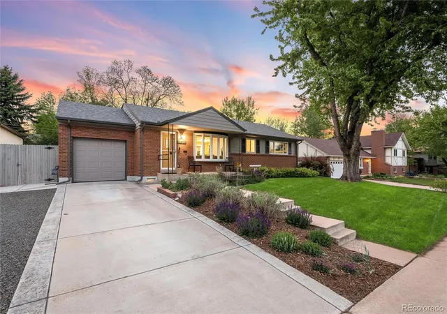 3rd image of 6801 S Marion Cir W, Centennial, CO 80122 | MLS# 4818861