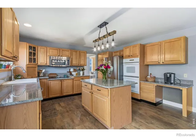 4th image of 4220 Promontory Ct, Loveland, CO 80537 | MLS# IR1059017