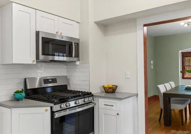 4th image of 2265 Ivanhoe St, Denver, CO 80207 | MLS# 6268198