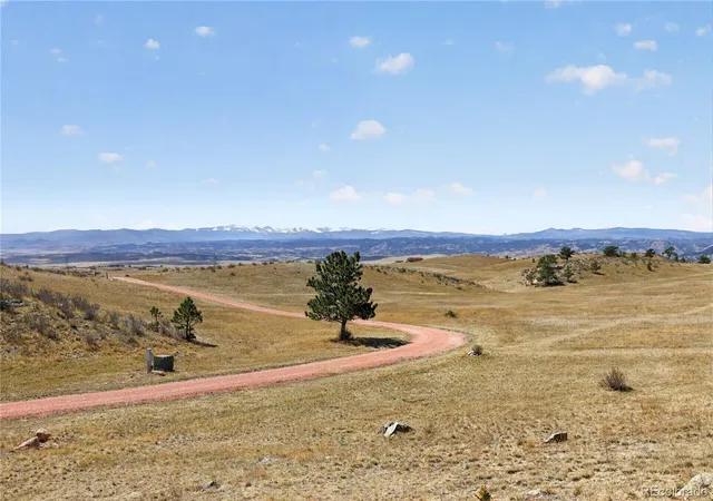 3rd image of 1209 Linecamp Dr, Livermore, CO 80536 | MLS# 4833446