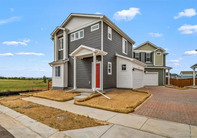 Photo 3 of Single family home for sale at 9989 Revere Ct, Commerce City, CO 80022 | MLS# 7179838 | Listing updated on 2026-10-04