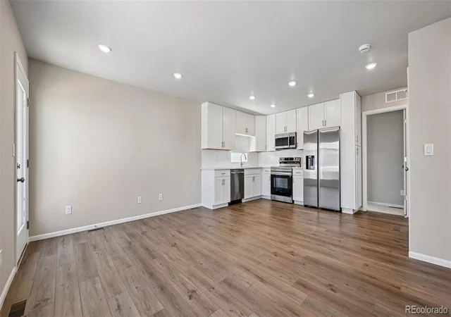 Photo 4 of Single family home for sale at 46543 Gold Prairie Dr, Bennett, CO 80102 | MLS# 4454062 | Listing updated on 2026-10-02