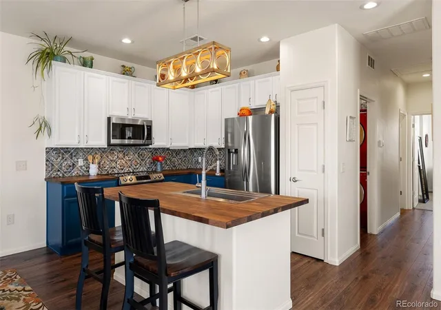 4th image of 12990 Grant Cir, Thornton, CO 80241
