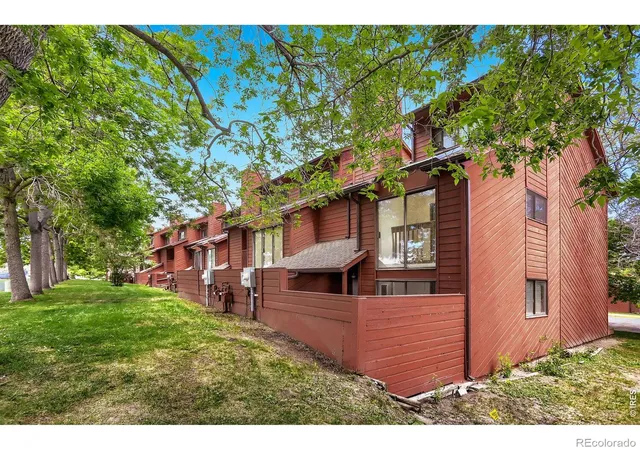 Photo 2 of Single family home for sale at 3131 Bell Dr, Boulder, CO 80301 | MLS# IR1059106 | Listing updated on 2026-07-23