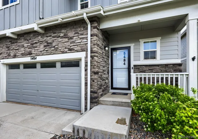Homes for sale in Castle Rock, CO | 5484 Blue Lunar Ln, Castle Rock, CO 80104 | MLS# 3151525