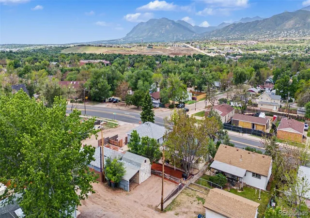 3rd image of 2206 W Uintah St, Colorado Springs, CO 80904 | MLS# 5182738